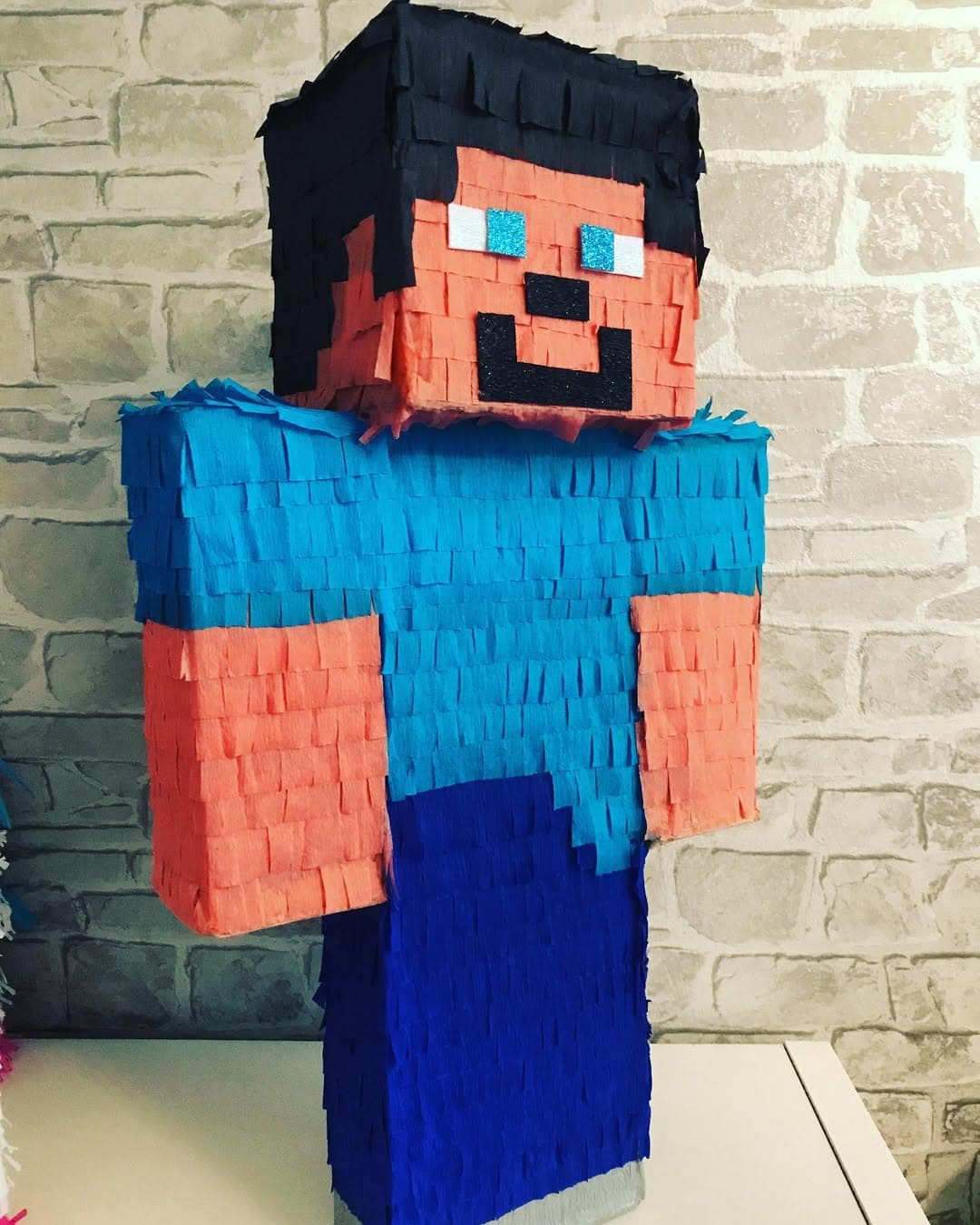 Piñata Petreceri pe Instagram