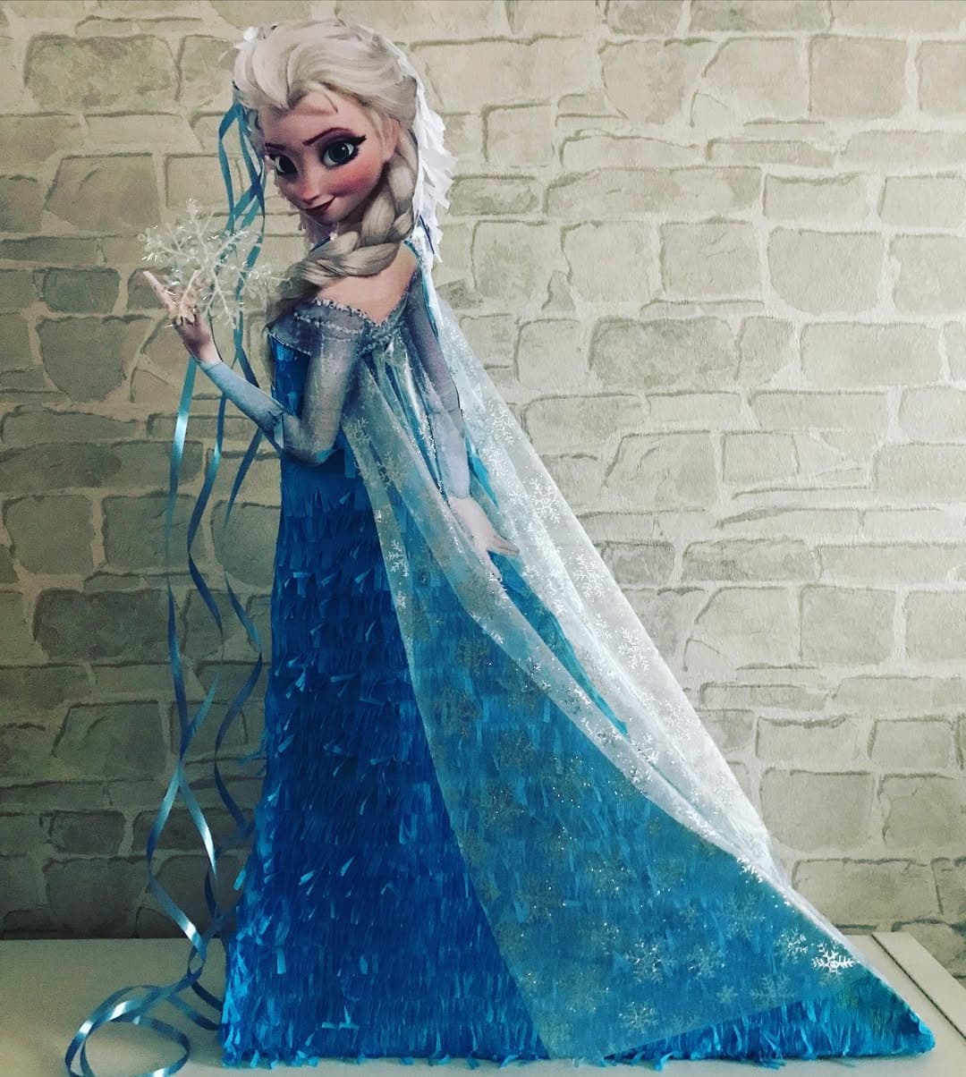 Piñata Petreceri pe Instagram